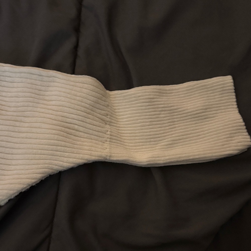 PrettyLittleThing Beige Off-the-Shoulder Sweater - Picture 4 of 6